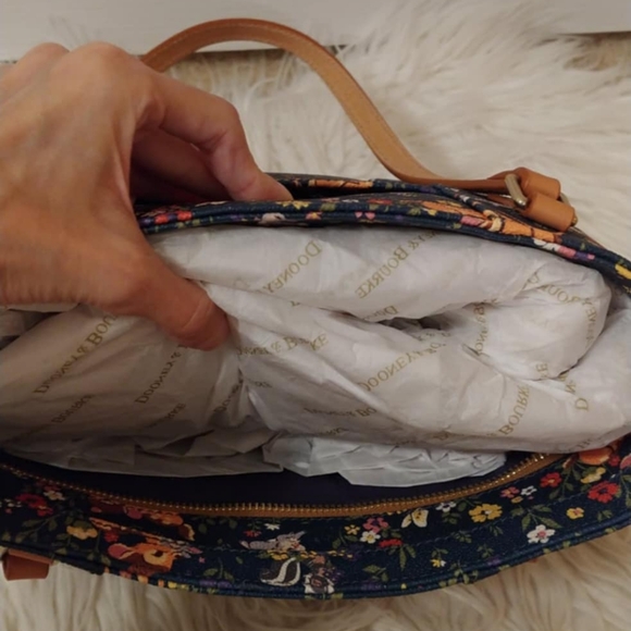 💖FIRM! NWT DISNEY PARKS COLLECTION X DOONEY AND BOURKE 2023 BAMBI FLORAL TOTE - Picture 12 of 13